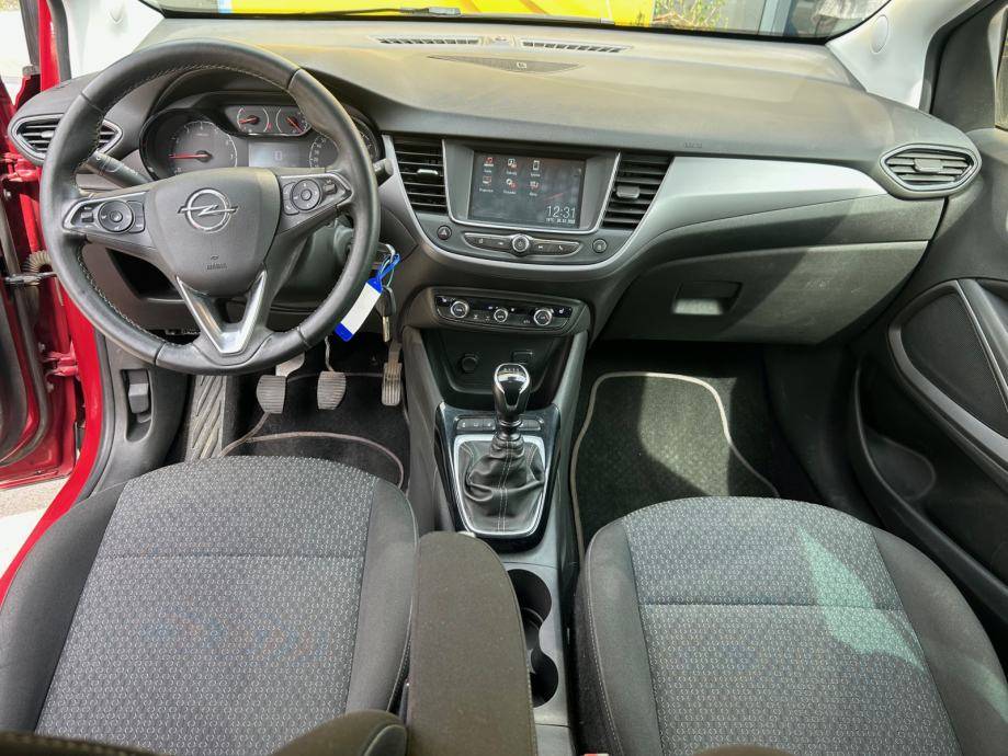 Opel crosland