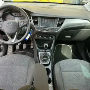 Opel crosland
