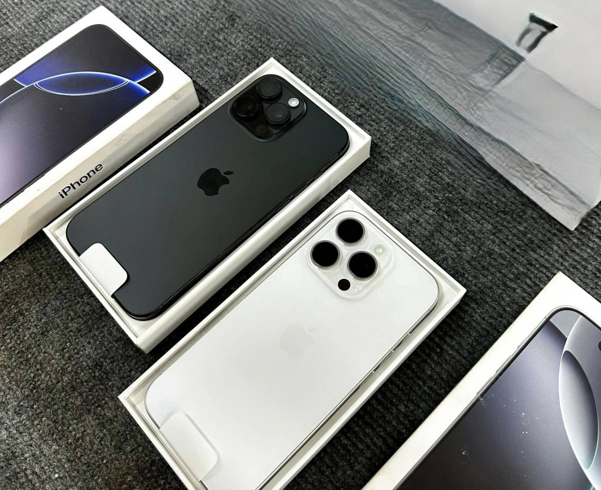 Original Apple iPhone 16 Pro Max, iPhone 16 Pro, iPhone 16
