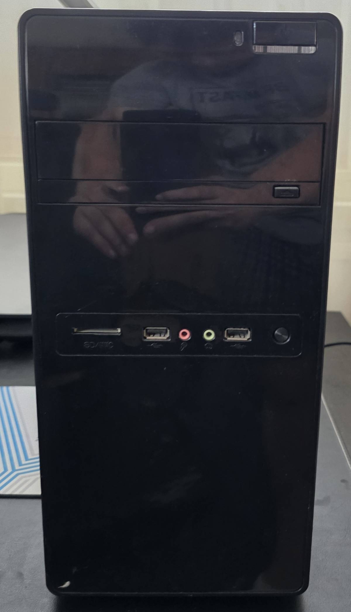 PC Pentium G4560, 8GB RAM, 120SSD + 1TB HDD