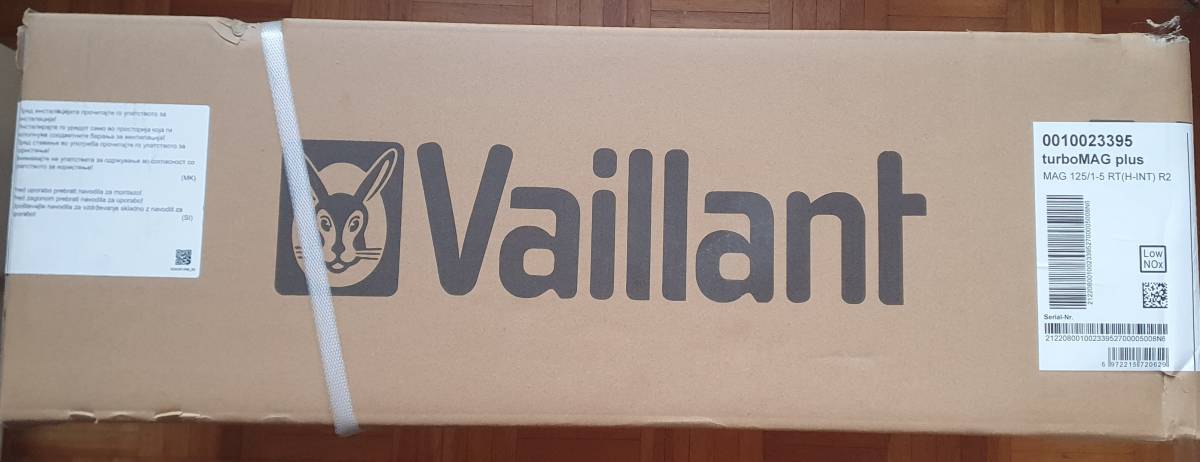 Plinski protočni bojler Vaillant - neotvoren