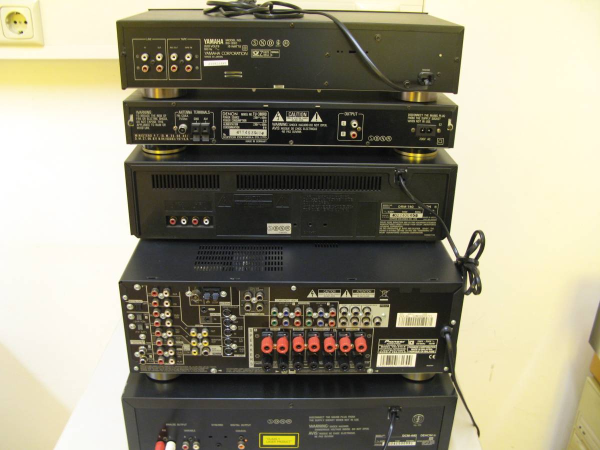 Pojaöalo Pioneer, Denon Tuner, Denon Kasetenrecorder, Denon CD Player,
