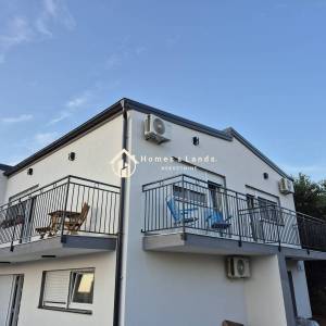 Posedarje,2-soban apartman na 1 katu(A4)43m2 s vrtom i parkingom 