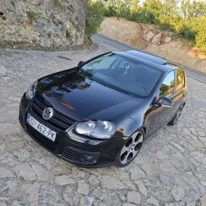 Prodaje se golf 5 1.9.tdi