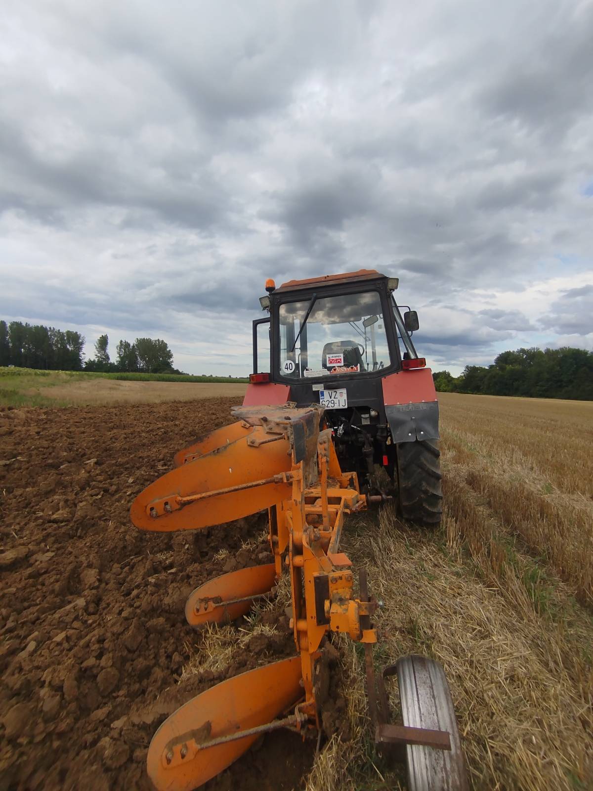 Prodajem plug Kuhn-Huard