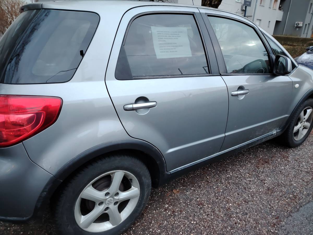 Prodajem Suzuki Sx4