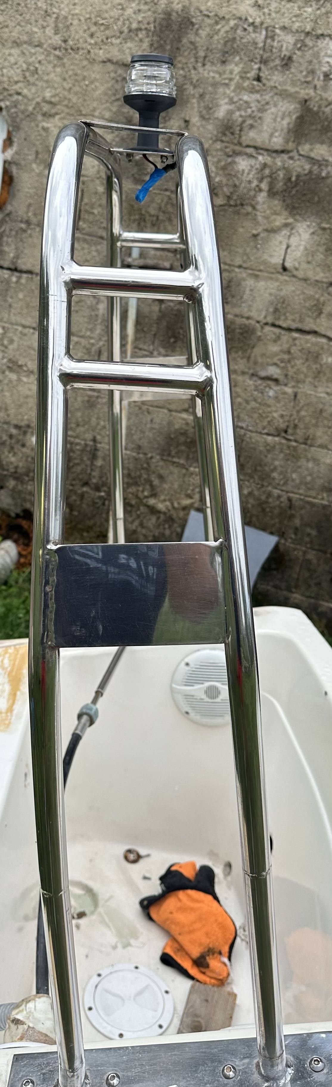 Roll bar