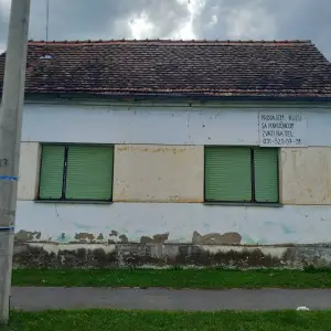 Seosko imanje Gornji Miholjac kod Slatine kuca sa okućnicom 1400 m2