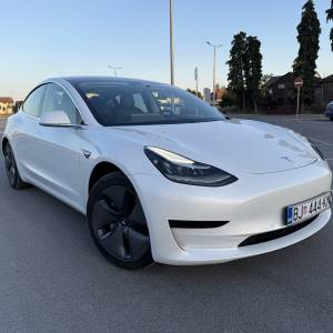 Tesla Model 3 SR+ RWD