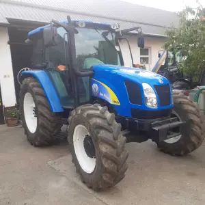 Traktor NEW HOLLAND T5050--100 ks
