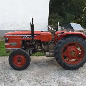 traktor zetor 2511
