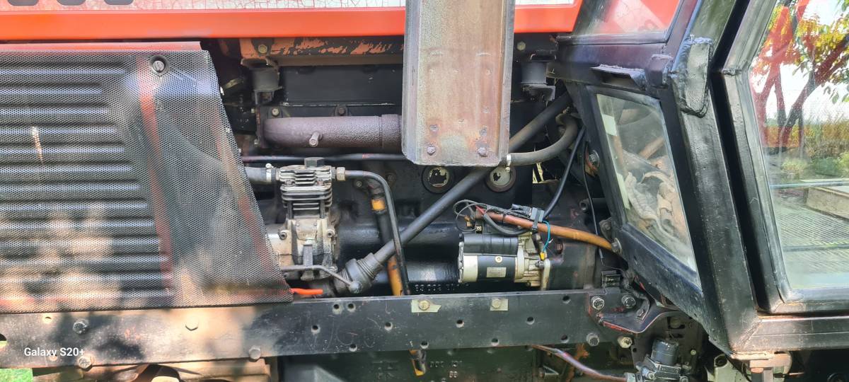 Ursus 902 B