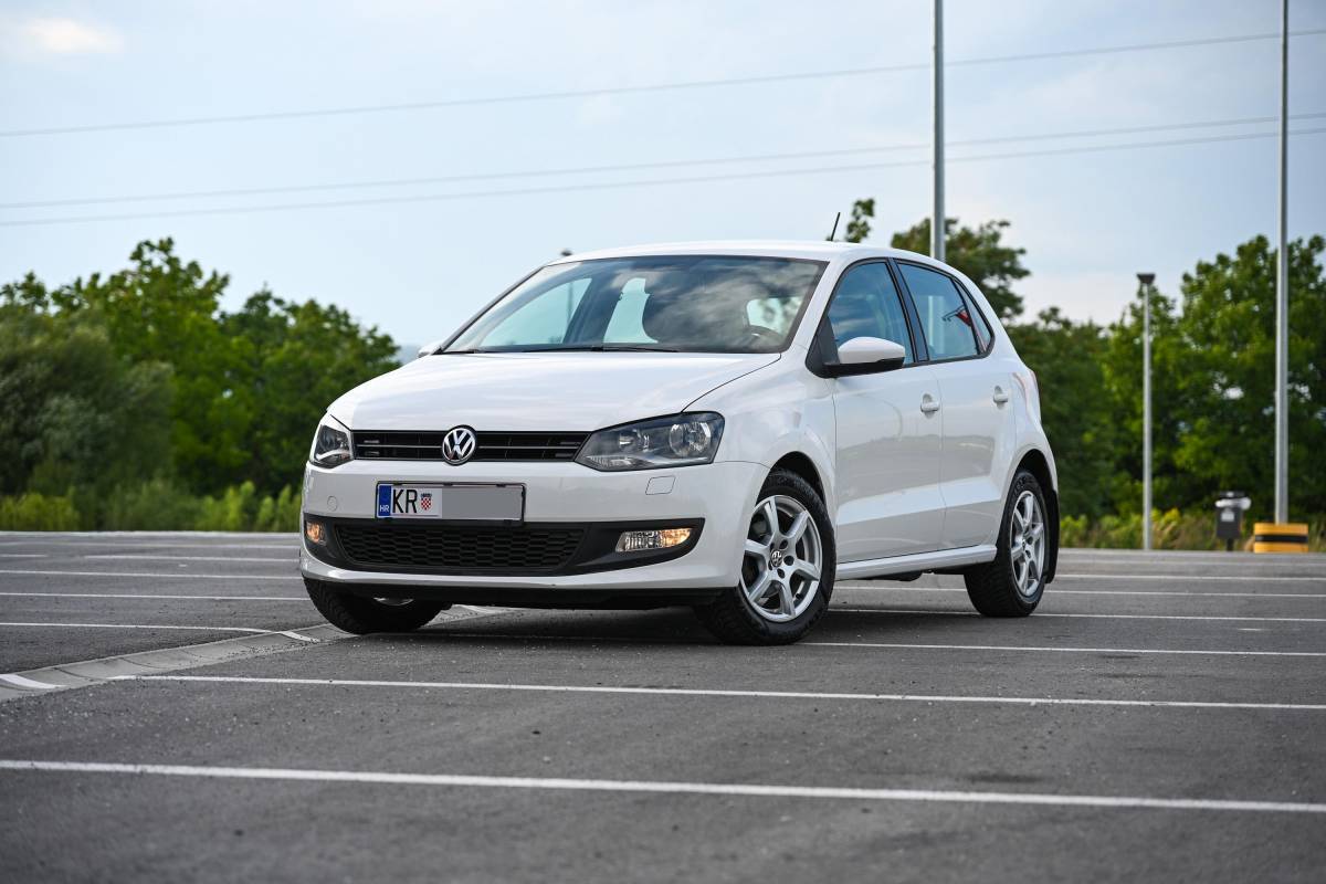 Volkswagen Polo 1.2 TSI 4 cilindra Comfortline