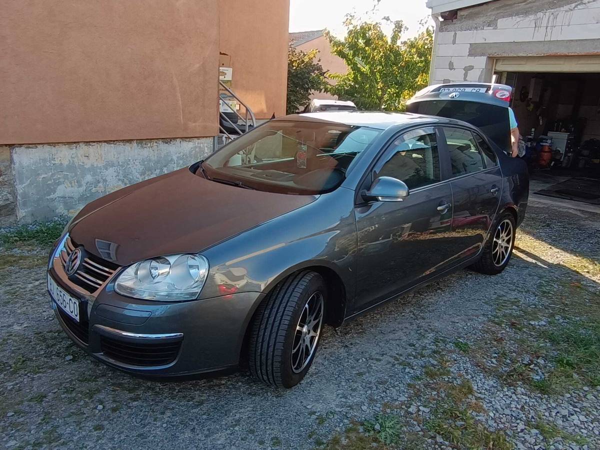 VW JETTA 1.6 BENZIN/PLIN – 2008. – PRVI VLASNIK