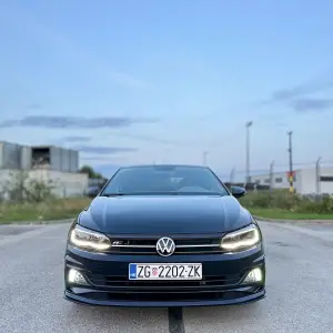 VW Polo TDi DSG 2x R-line