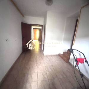 Zagreb,Brestje,prostrana trokatnica 300m2 s velikom terasom i garažom