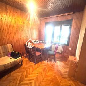 Zagreb,Brestje,prostrana trokatnica 300m2 s velikom terasom i garažom