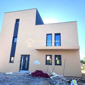 Zagreb,Kraljevački Novaki,5-soban 124m2 s velikim vrtom,terasom +PM