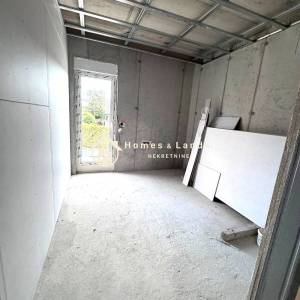 Zagreb,Kraljevački Novaki,5-soban 124m2 s velikim vrtom,terasom +PM