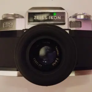 Zeiss Ikon Contaflex Super ( KO NOV, NIJE KORIŠĆEN )