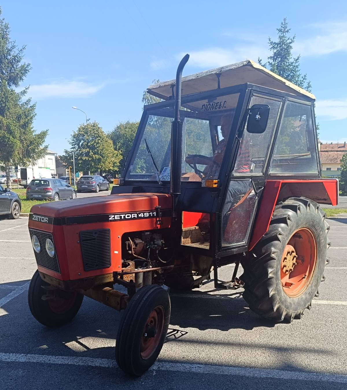 Zetor 4911