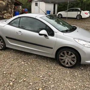 207CC,1.6T,110 kW,2008.god.90000 km reg.do4/2,pukao lanac distribucije