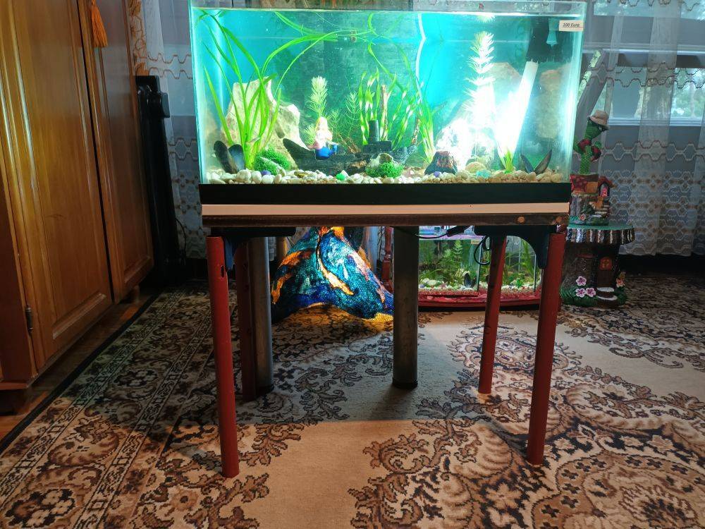 Akvarij 54 litre, sa poklopcem i postoljem