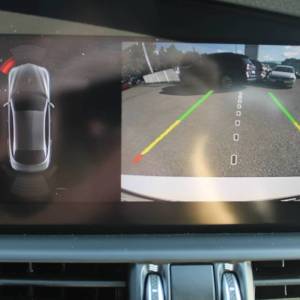 Alfa Romeo Giulia 2.2 MJT Veloce AUTOMATIK 210ks *NAVIGACIJA, LED, KAMERA*