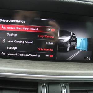 Alfa Romeo Stelvio 2.2 MJT Q4 210KS AUTOMATIK Ti *NAVIGACIJA, KOŽA, KAMERA*