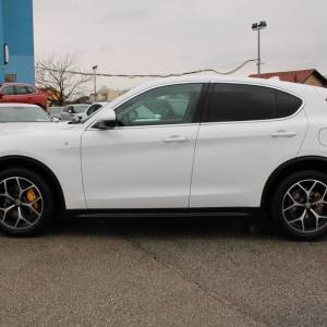 Alfa Romeo Stelvio 2.2 MJT Q4 210KS AUTOMATIK Ti *NAVIGACIJA, KOŽA, KAMERA*