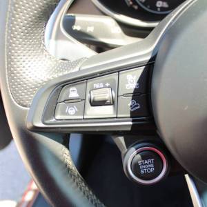 Alfa Romeo Stelvio 2.2 MJT Q4 AUTOMATIK *NAVIGACIJA, KAMERA*