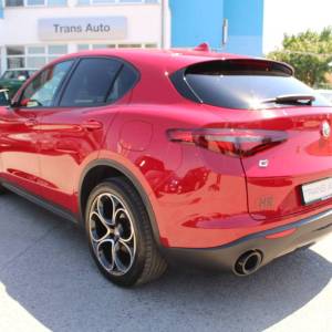 Alfa Romeo Stelvio 2.2 MJT Q4 AUTOMATIK *NAVIGACIJA, KAMERA*