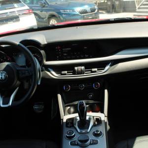 Alfa Romeo Stelvio 2.2 MJT Q4 AUTOMATIK *NAVIGACIJA, KAMERA*