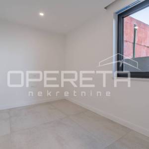 Apartman u novogradnji s otvorenim pogledom prema moru, 89,77 m2