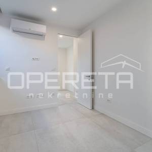 Apartman u novogradnji s otvorenim pogledom prema moru, 89,77 m2