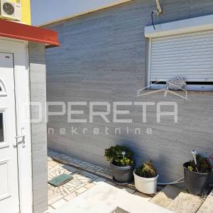Apartmanska kuća s četiri stambene jedinice, 190 m², Vir