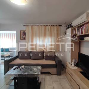 Apartmanska kuća s četiri stambene jedinice, 190 m², Vir
