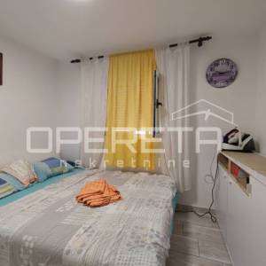 Apartmanska kuća s četiri stambene jedinice, 190 m², Vir