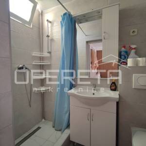 Apartmanska kuća s četiri stambene jedinice, 190 m², Vir