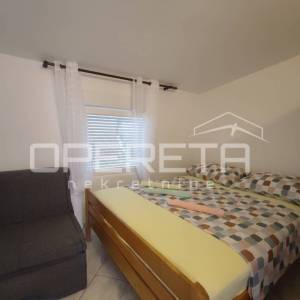 Apartmanska kuća s četiri stambene jedinice, 190 m², Vir