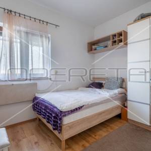 Apartmanska kuća u Puli s 5 apartmana, garažom i bazenom!