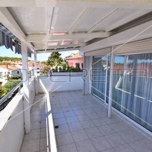 Apartmanski objekt s 6 odvojenih apartmana i garažom, Rovinj, Istra