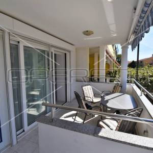 Apartmanski objekt s 6 odvojenih apartmana i garažom, Rovinj, Istra