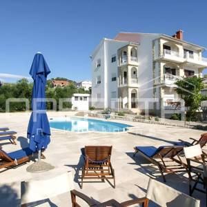 Apartmanski objekt u Barbatu na otoku Rabu