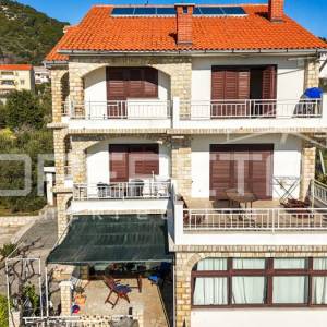 Apartmanski objekt u Barbatu na otoku Rabu