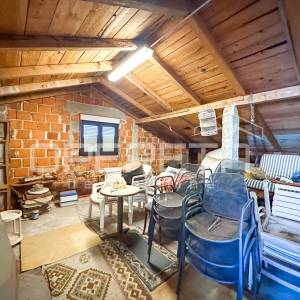 Apartmanski objekt u Barbatu na otoku Rabu