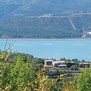 Atraktivno građevinsko zemljište - pogled na jezero Butoniga