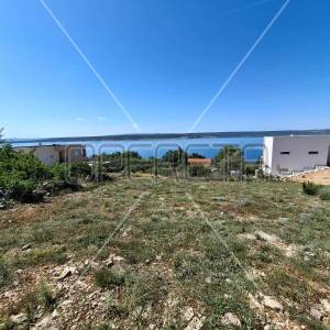 Atraktivno građevinsko zemljište s panoramskim pogledom na more