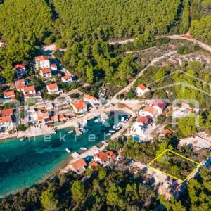 Atraktivno Građevinsko Zemljište, 340m2, uvala Tri Porte, Korčula