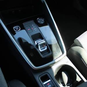 Audi A3 40 TFSi E AUTOMATIK *LED, NAVIGACIJA*
